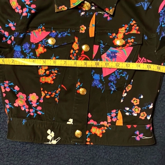 Versace for H&M cropped floral jacket - Picture 3 of 7